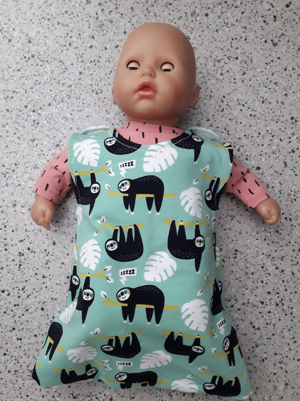 Poppenkleertjes babypop 34/36 cm