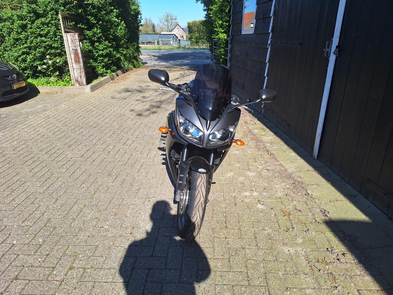 Yamaha FZ 1
