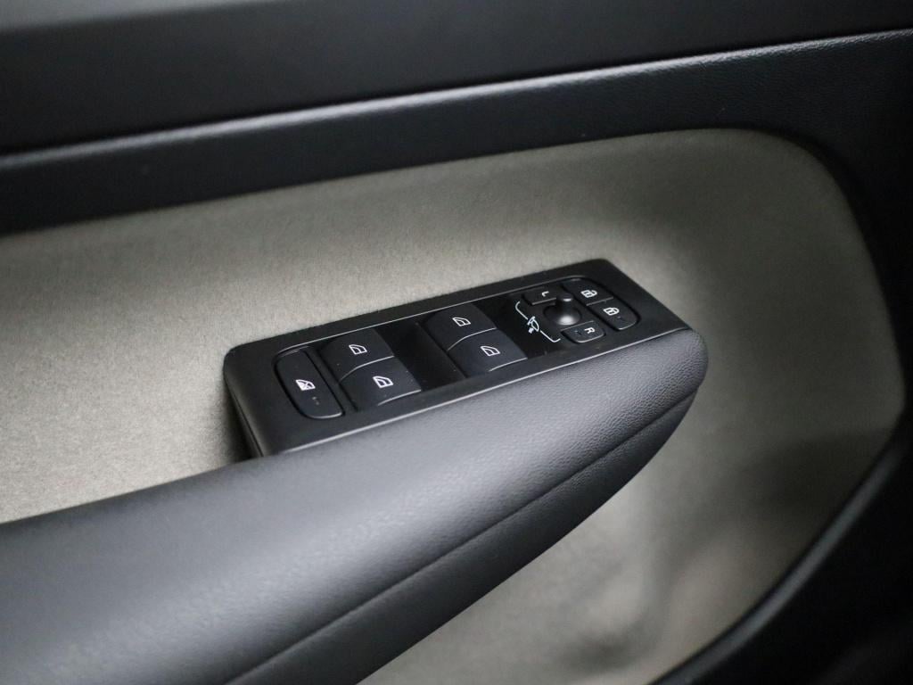 Volvo XC40 t5 recharge bussines pro | automaat | apple carplay / android au