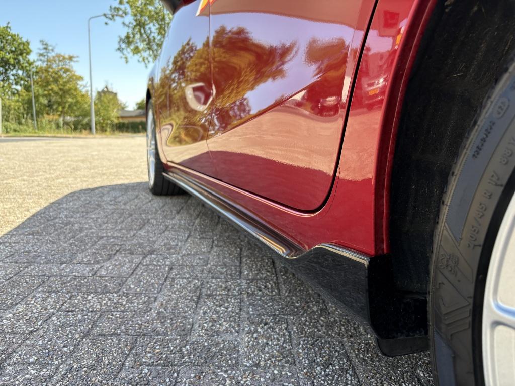 Mazda 2 1.5 skyactiv-g gt-luxury spoilerset trekhaak