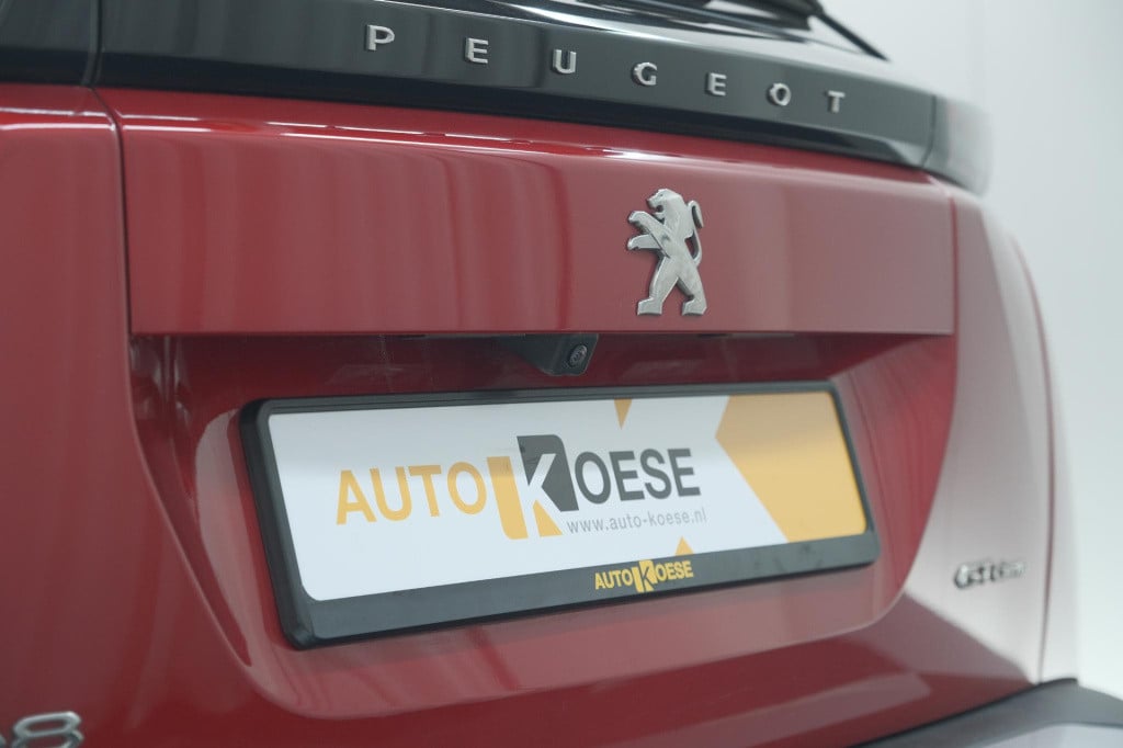 Peugeot 2008 puretech 130 gt-line | trekhaak | camera | apple carplay | par