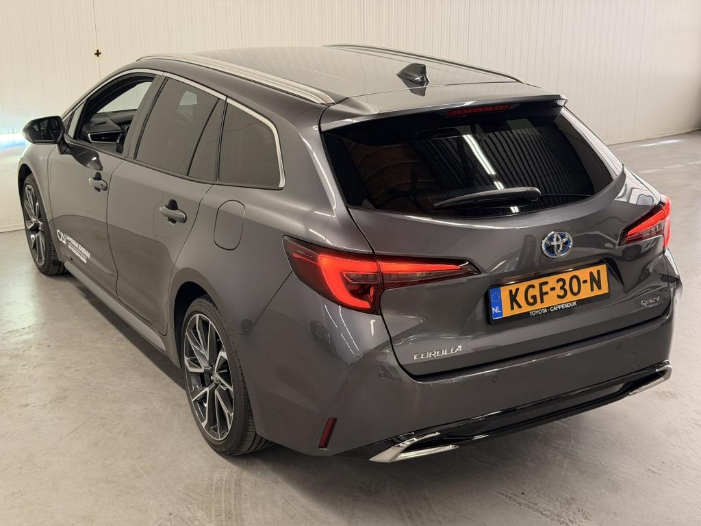 Toyota Corolla Touring Sports hybrid 180 executive