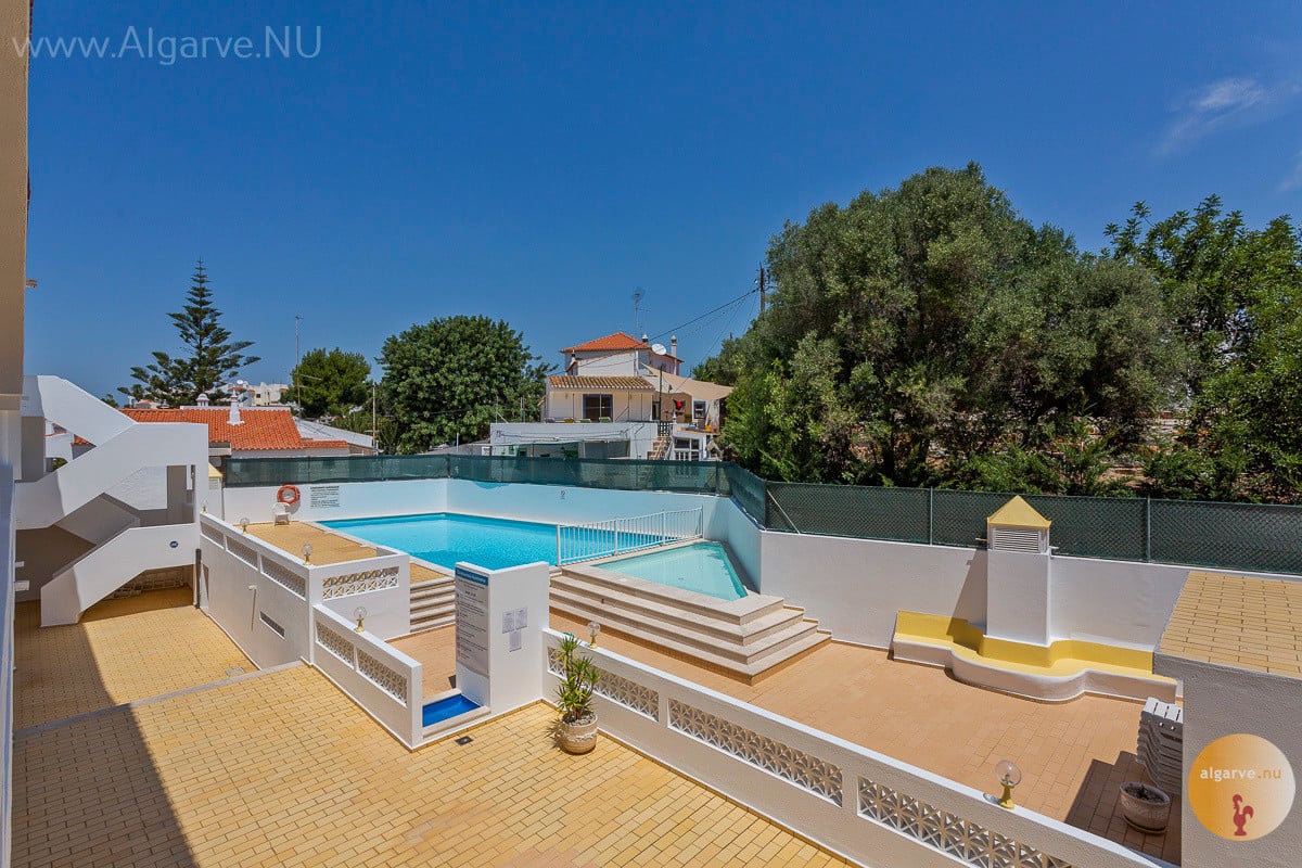 Appartement, 5 pers. in Algarve zon. 500m van strand, zwembad, gratis Wifi.