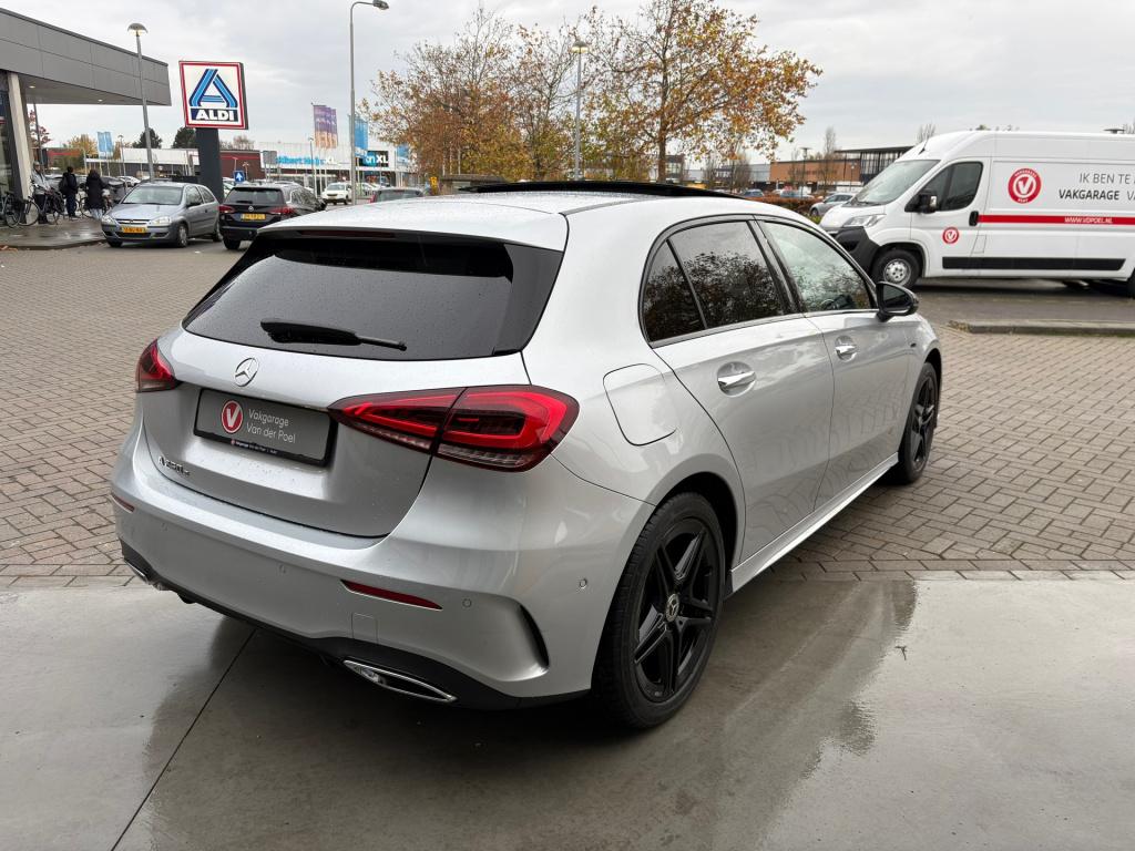 Mercedes-Benz A-Klasse 250 e business solution amg limited