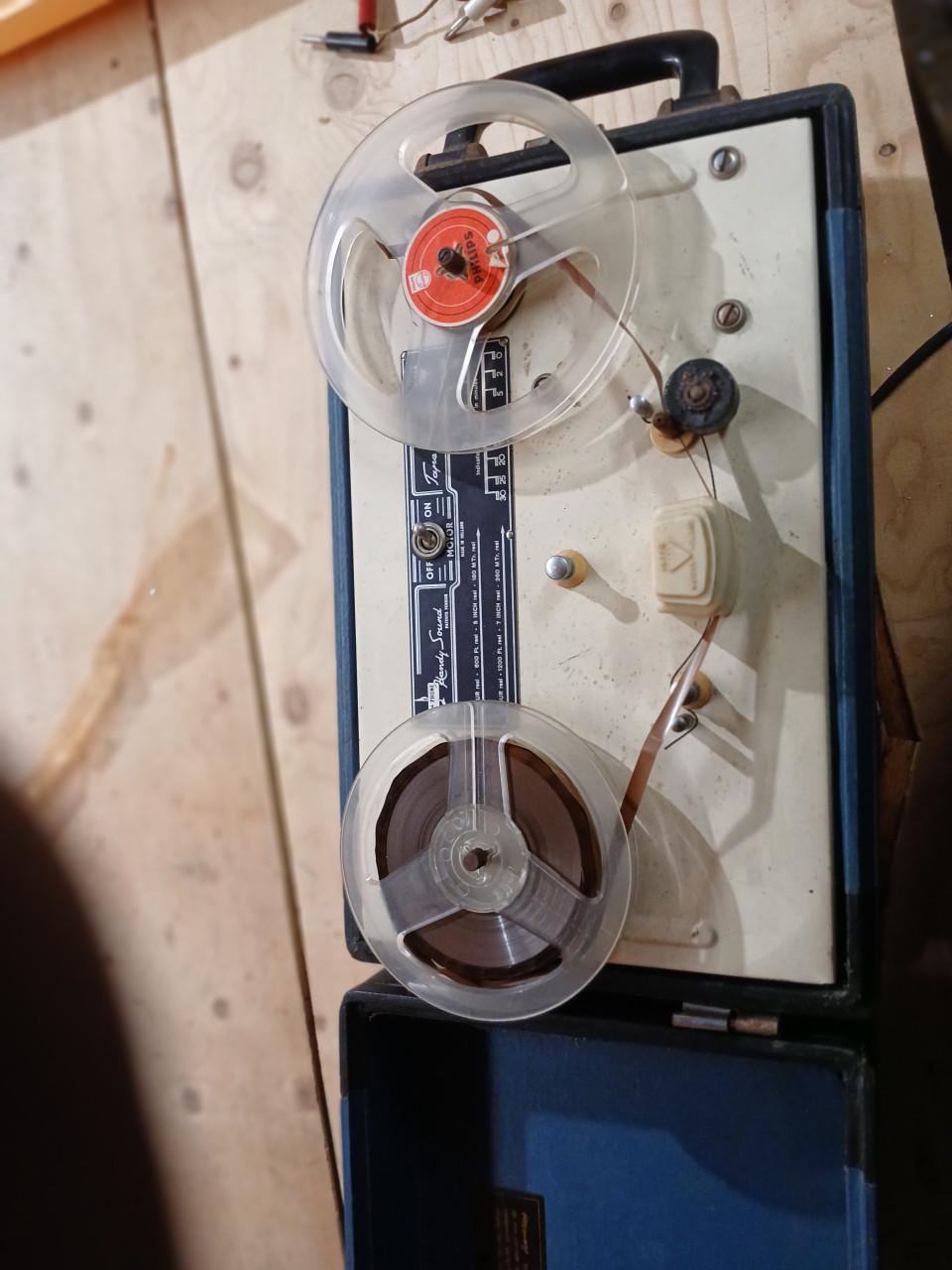 Amroh bandrecorder uit ca. 1950