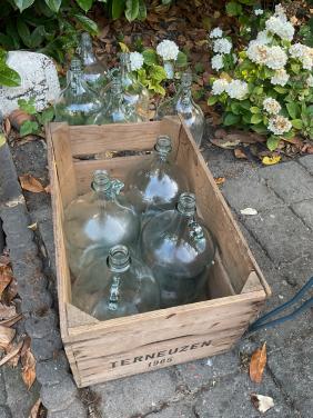 Brocante flessen 5 liter .