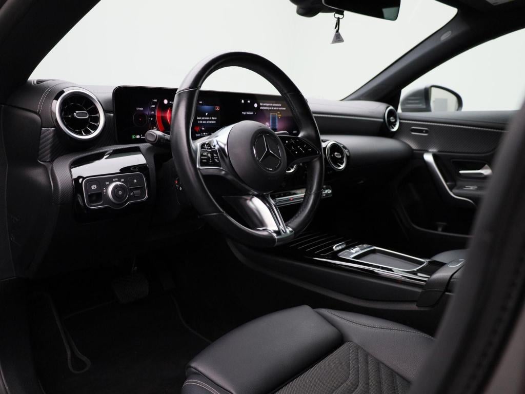 Mercedes-Benz Cla shooting brake 250 e luxury line | stuurverwarming | appl