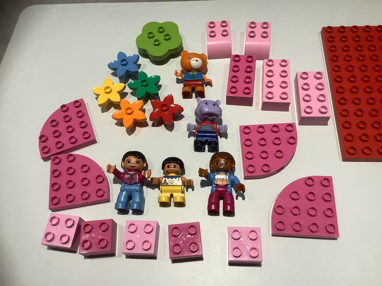 Duplo Speelset met Poppetjes, Dieren, Bloemen, Blokjes, Bouwplaatje