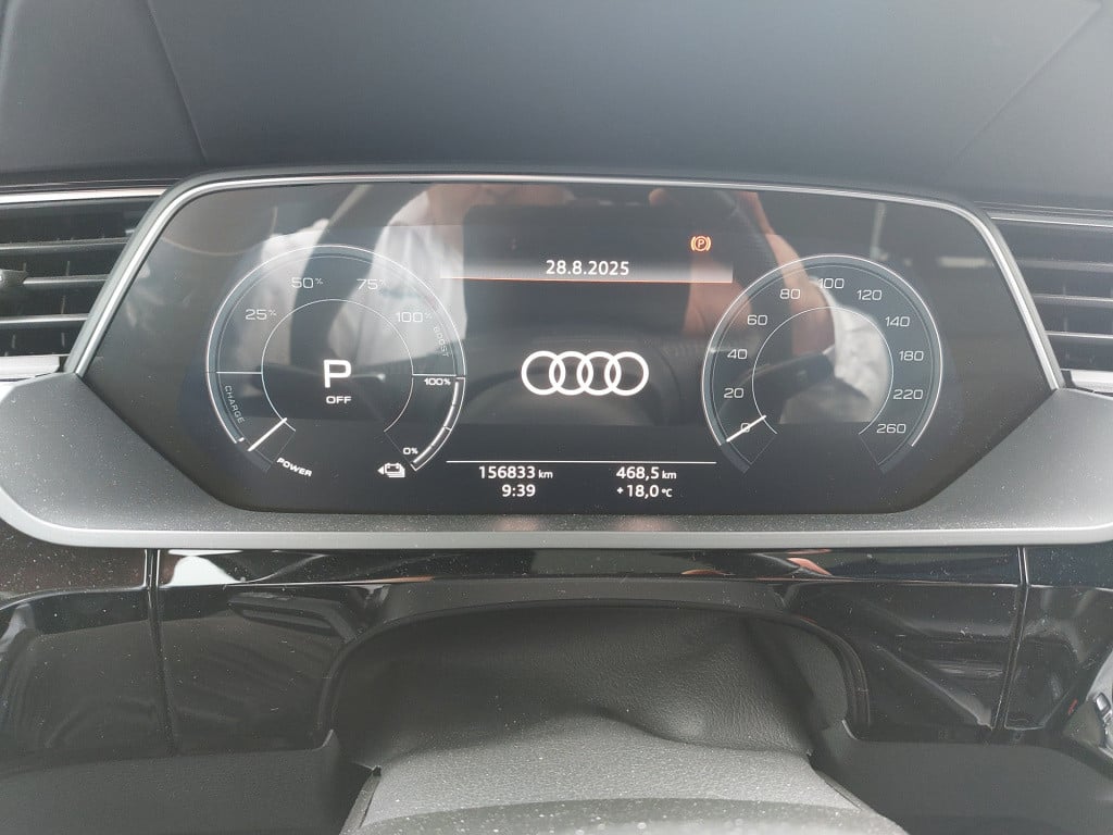 Audi E-tron e-tron 55 quattro advanced 95 kwh s-line | apple/ android carpl