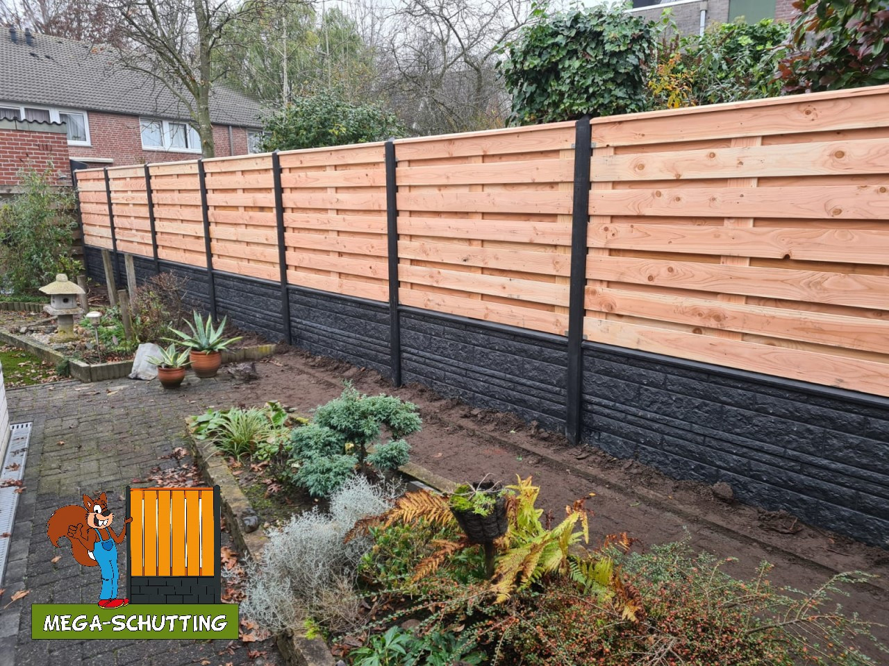 Hout-beton schutting volledig aangepast aan uw wensen!