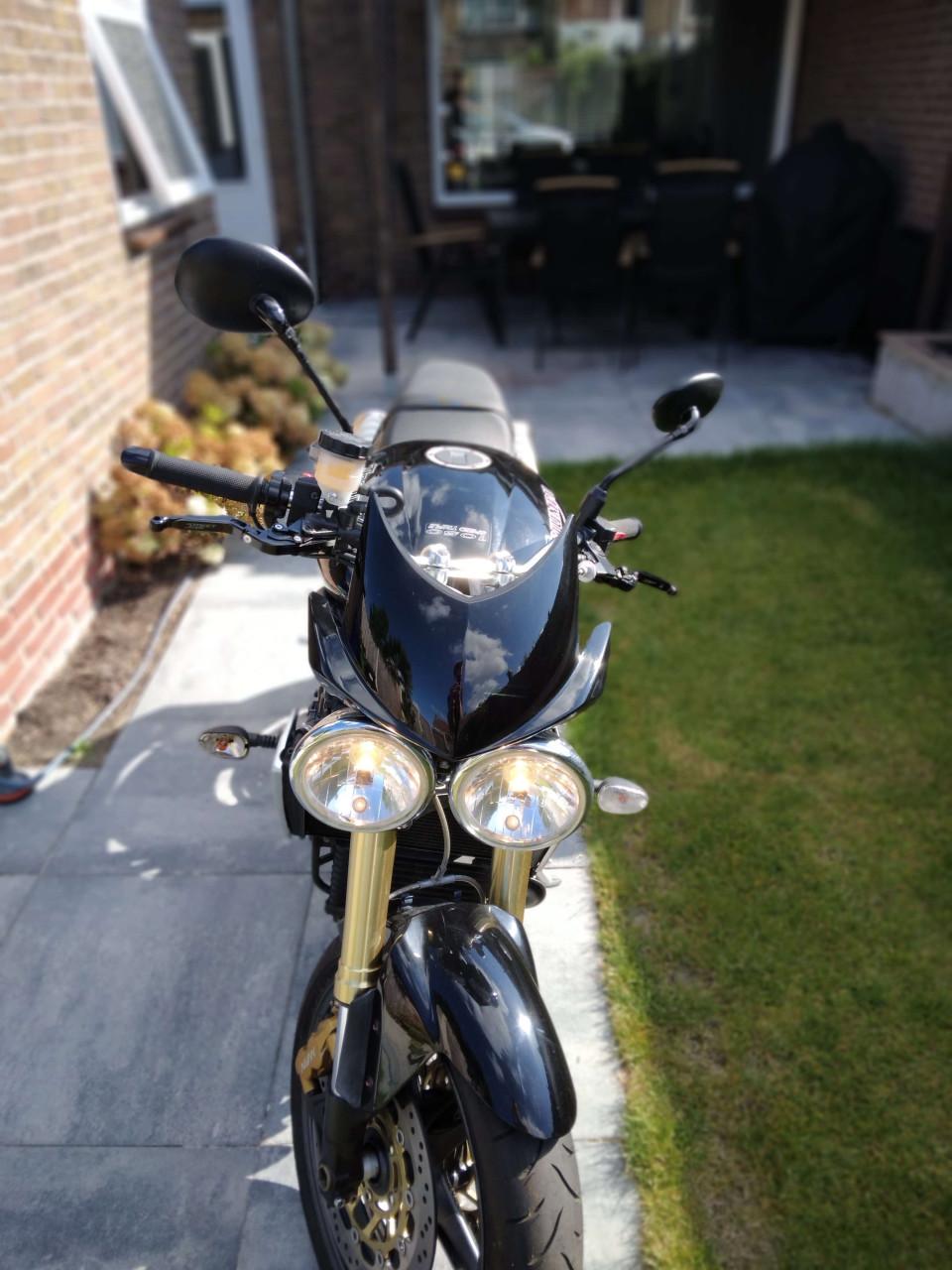 Triumph Speed Triple 1050