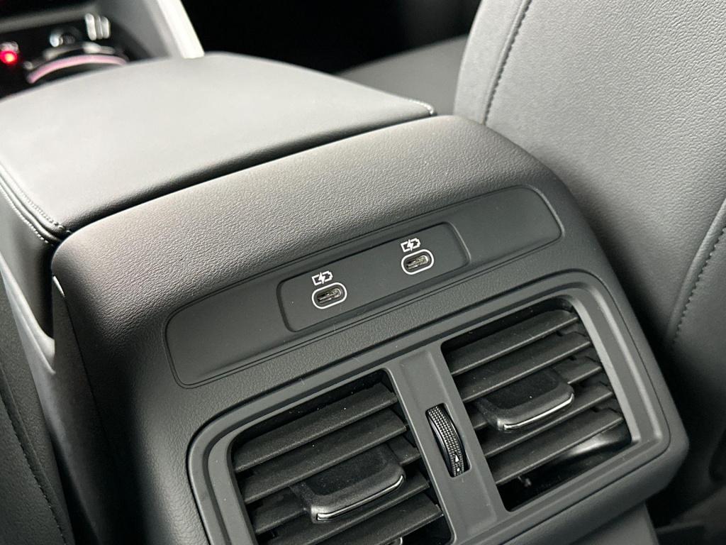 Audi Q5 advanced edition e-hybrid 220 kw / 299 pk suv 7 ve