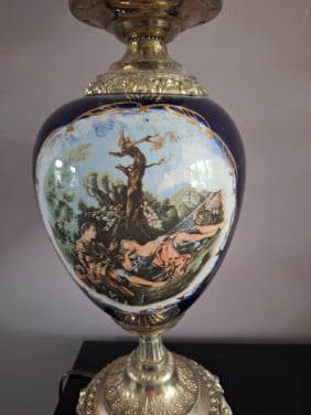 Bijzonder fraaie lamp