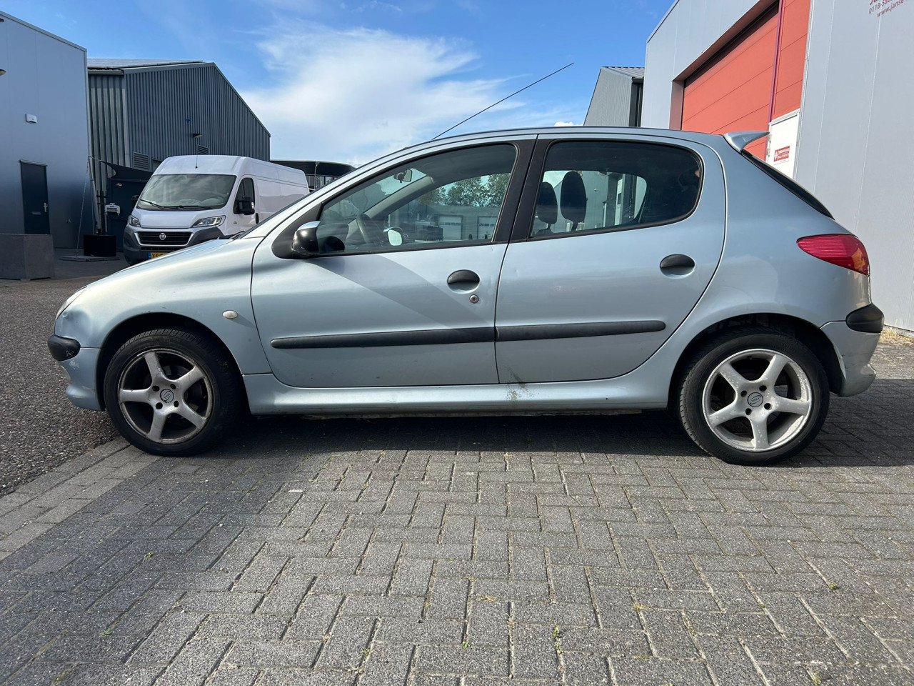 Peugeot 206 1.6 Gentry
