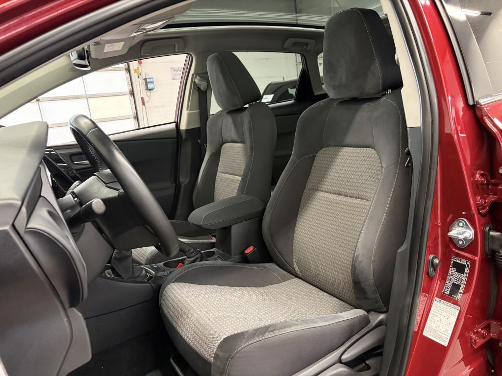 Toyota Auris 1.2t volcano edition