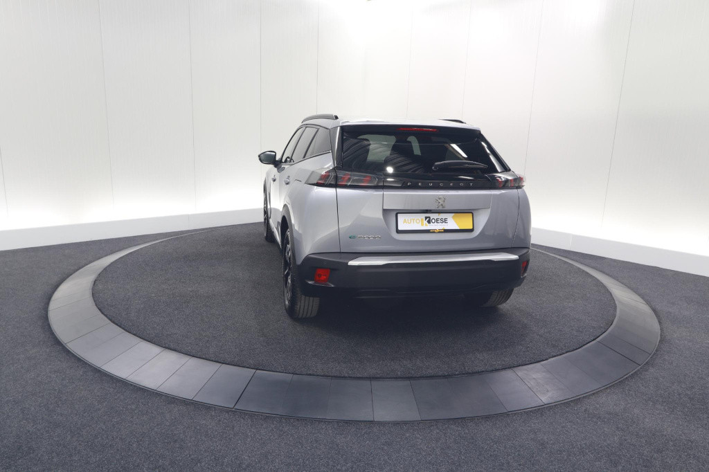 Peugeot E-2008 ev allure pack 50 kwh | 3 fase laadfunctie | camera | naviga
