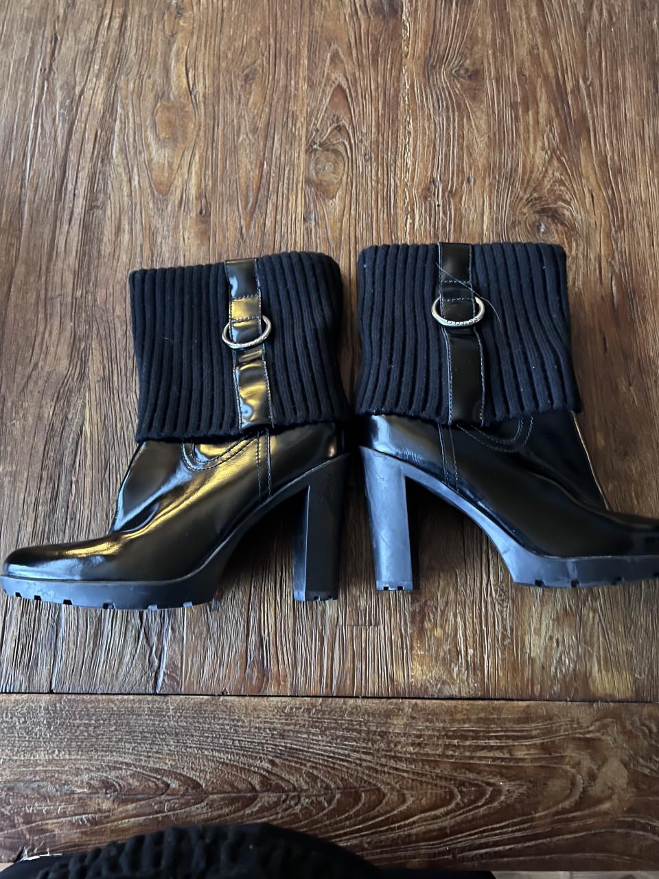 Mooie GUESS laarsjes MT 39