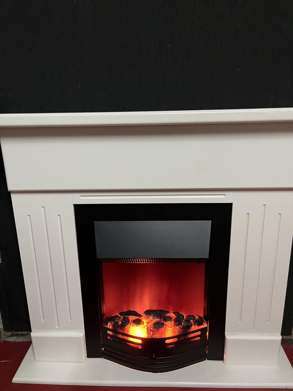 Elektronische sierhaard  met schouw te koop