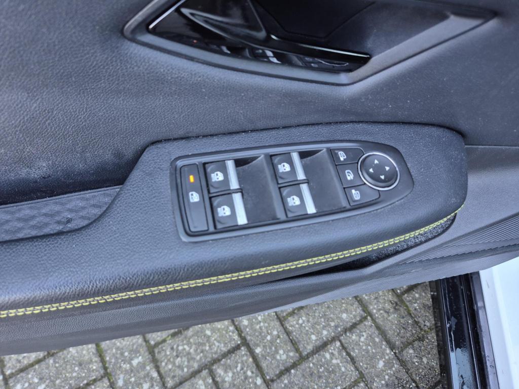 Renault Megane E-tech ev60 optimum charge techno 360° camera, blind spot de
