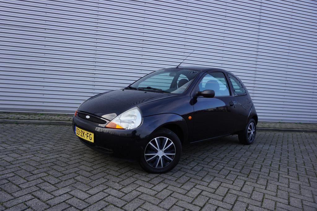 Ford KA 1.3 cool & sound airco / elektr. ramen / nap