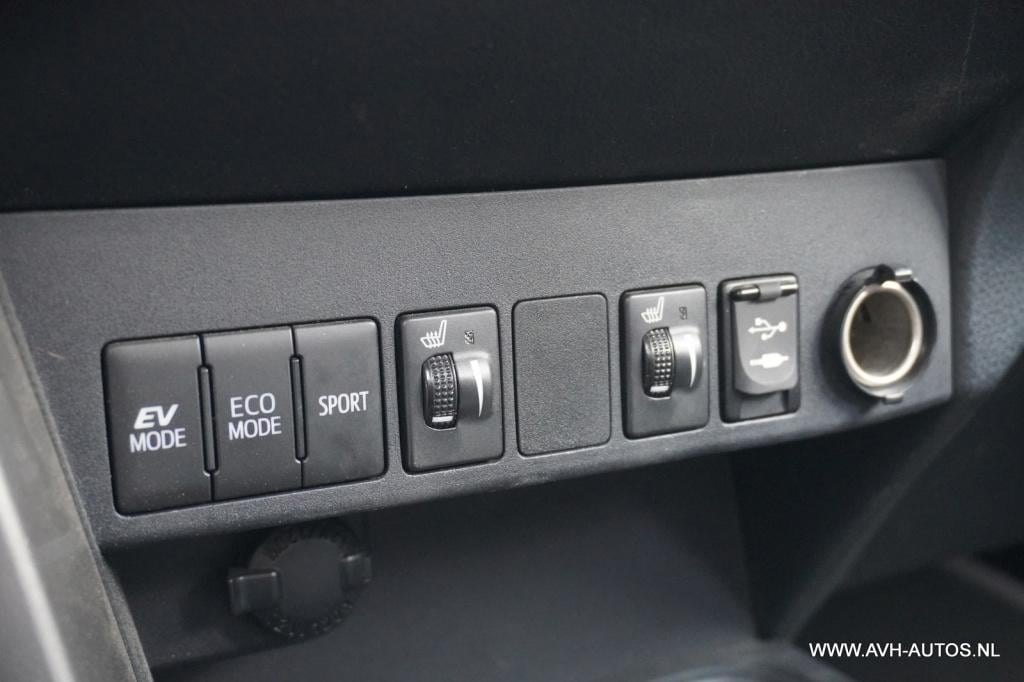 Toyota Rav4 2.5 hybrid awd energy