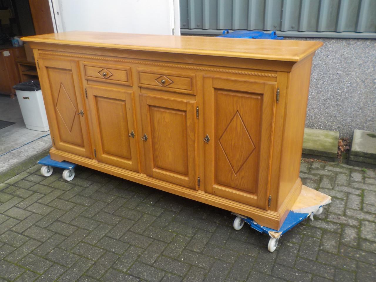 Mooie kwaliteit massief blank eiken dressoir in goede staat
