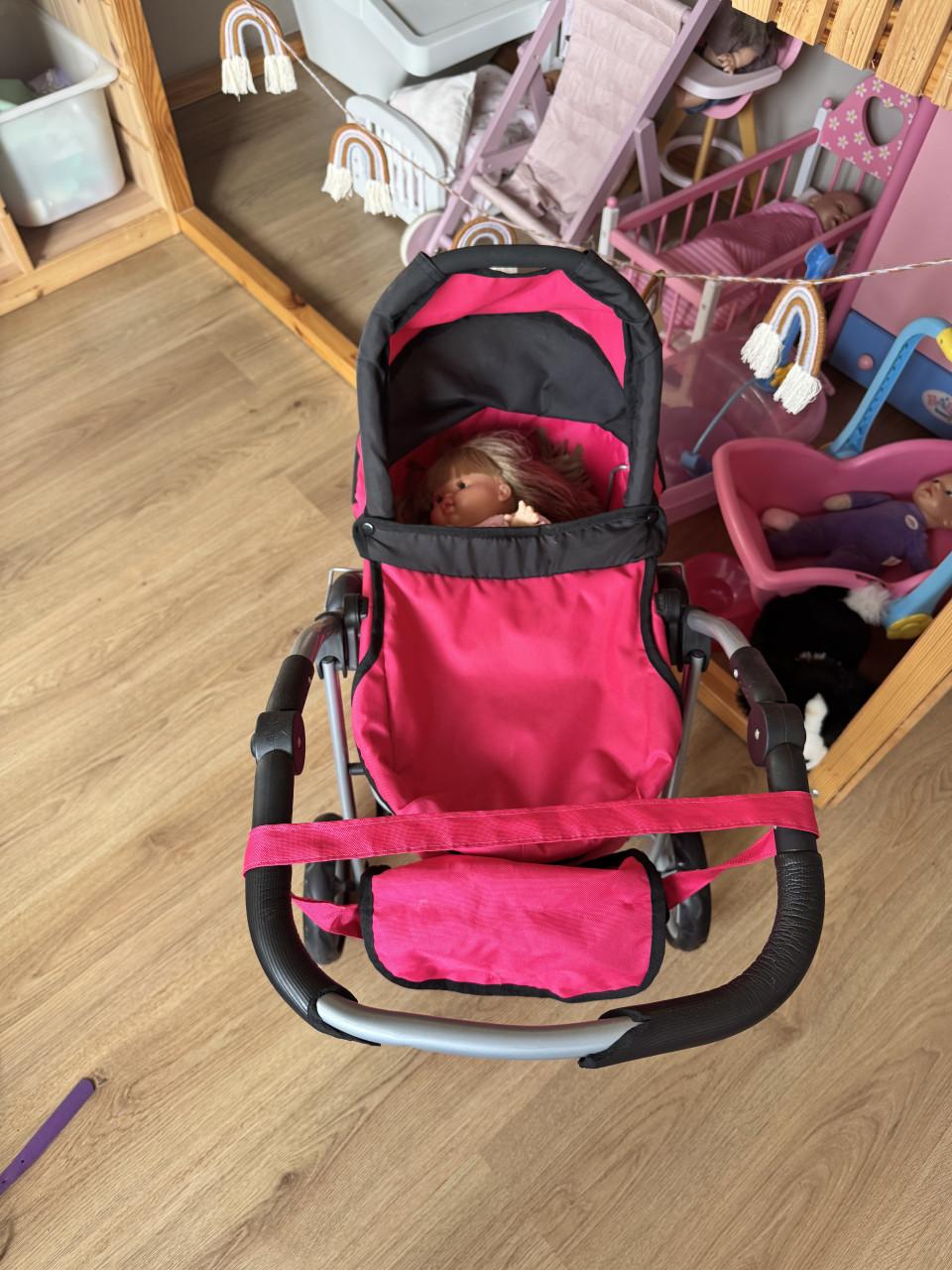 Poppen kinderwagen