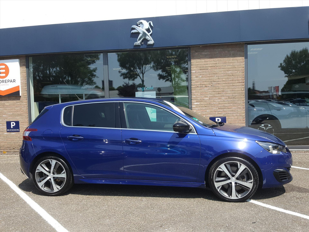 Peugeot 308 gt 1.6 turbo-205pk navigatie | full-led | alcantara | trekhaak 