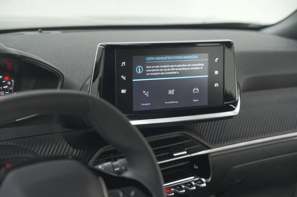 Peugeot 2008 puretech 130 active | camera | apple carplay | parkeersensoren
