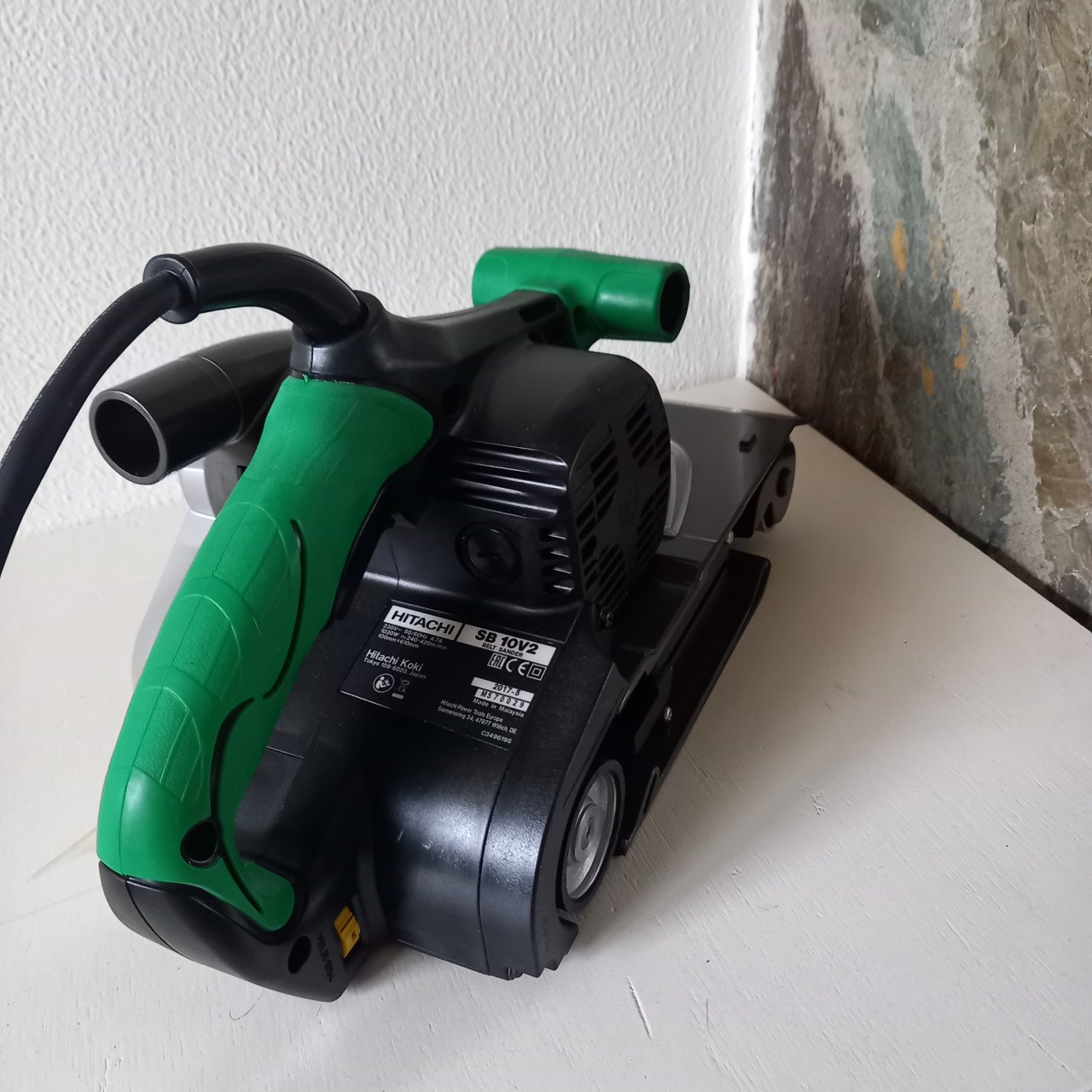Nieuwe bandschuurmachine hitachi