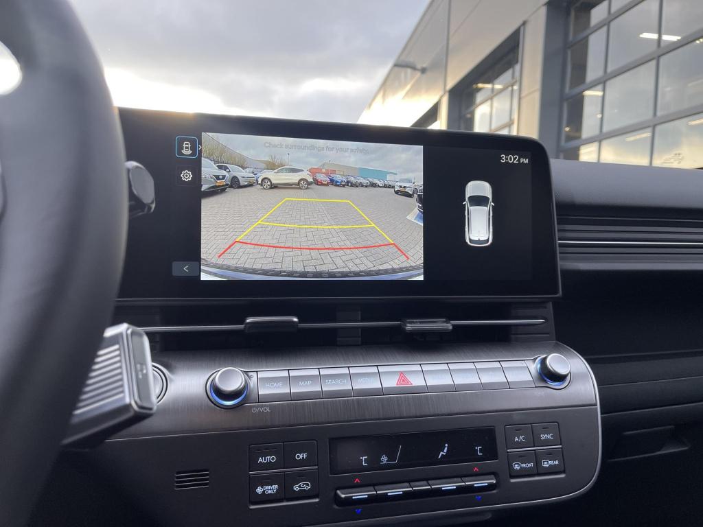 Hyundai Kona electric comfort smart 64.8 kwh met dodehoek detectie!