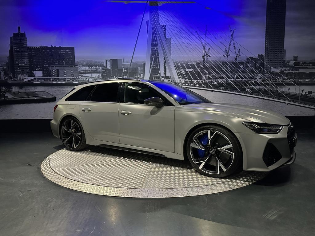 Audi Rs6 avant tfsi quattro *keramisch*hud*b&o*dynamic plus*