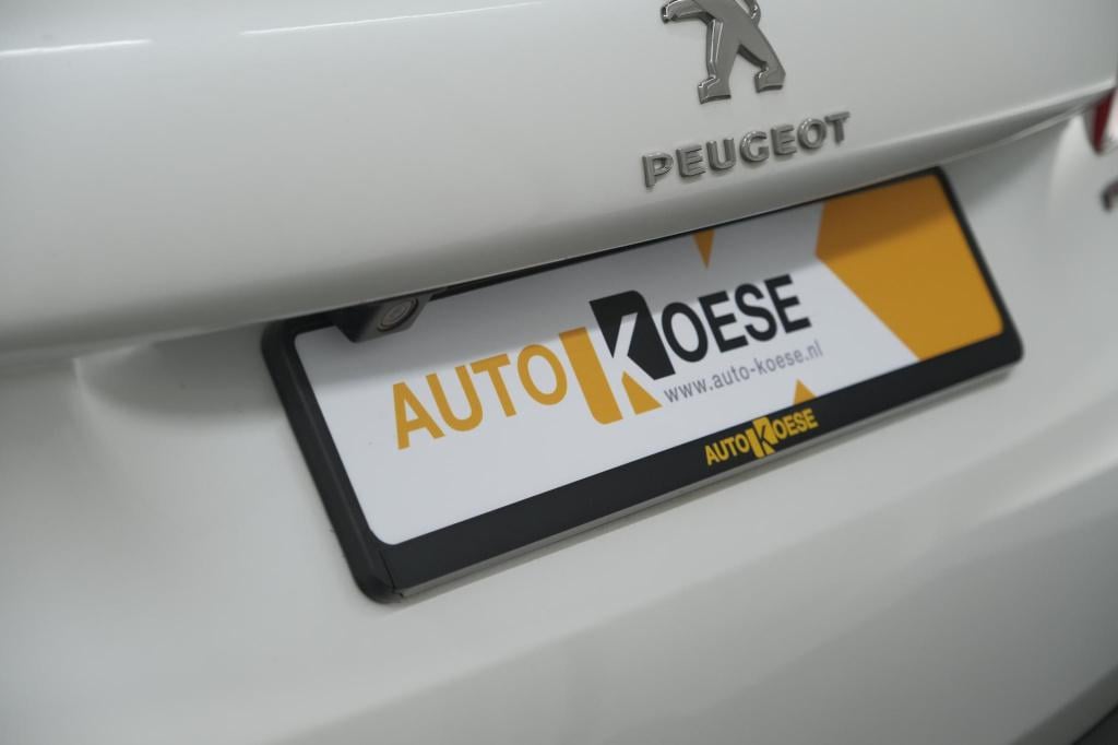 Peugeot 2008 puretech 110 eat6 gt-line | trekhaak | camera | navigatie | pa