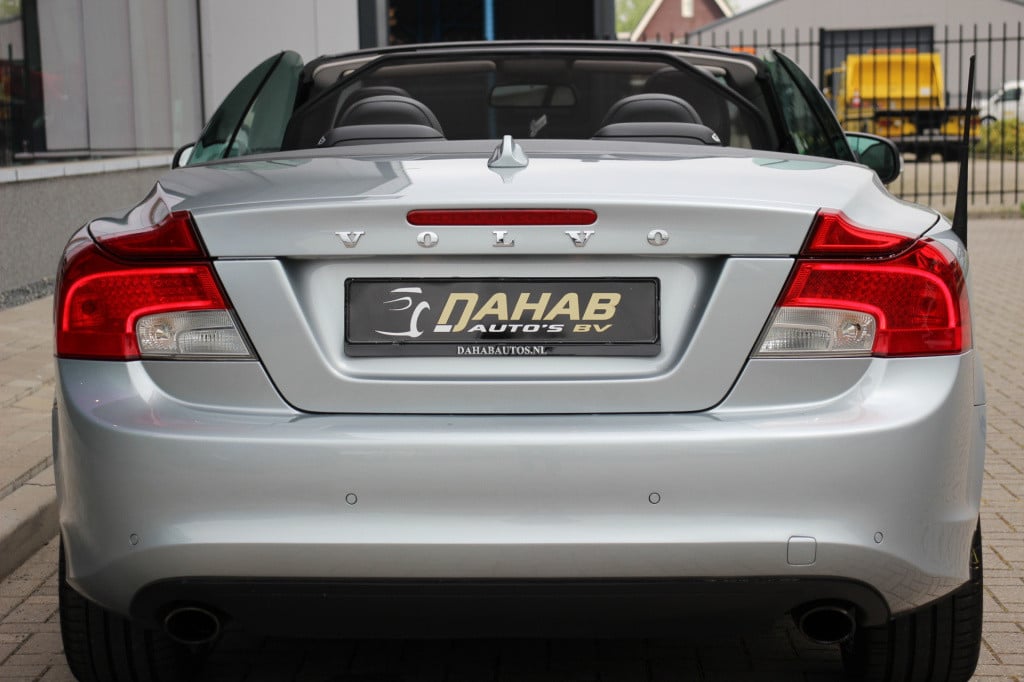 Volvo C70 convertible 2.5 t5 momentum | cruise | 230pk | leder/elec. stoele