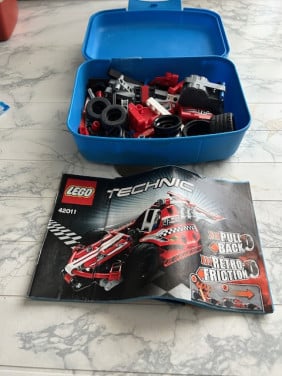 Lego Technic 42011 Racewagen