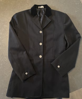 Dressuurjasje maat 164