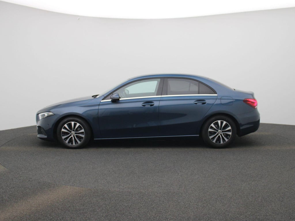 Mercedes-Benz A-Klasse 200 business solution plus | automaat | half leder |