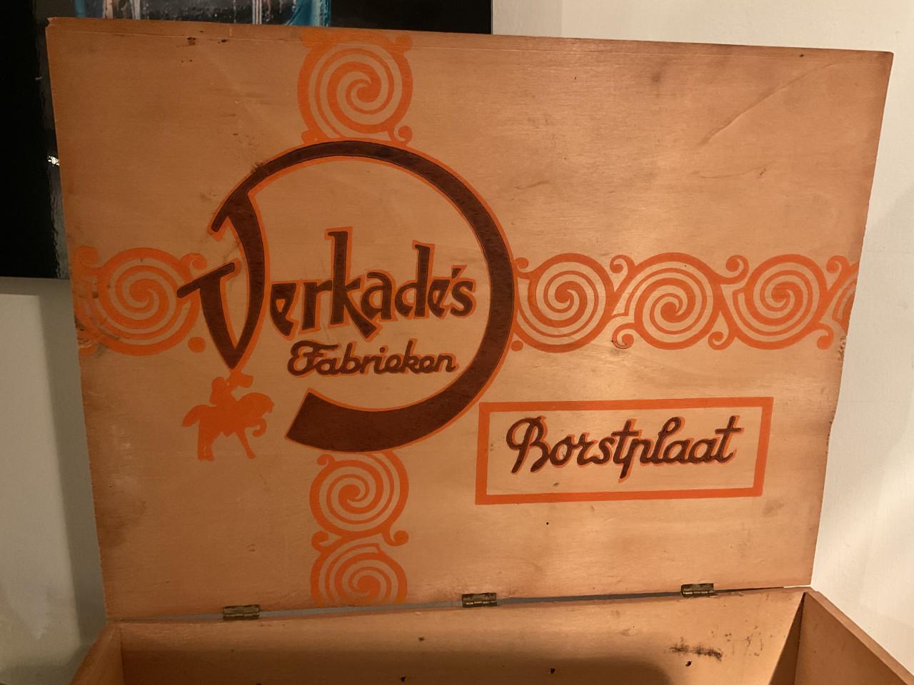 Houten kist Verkade borstplaat 1962
