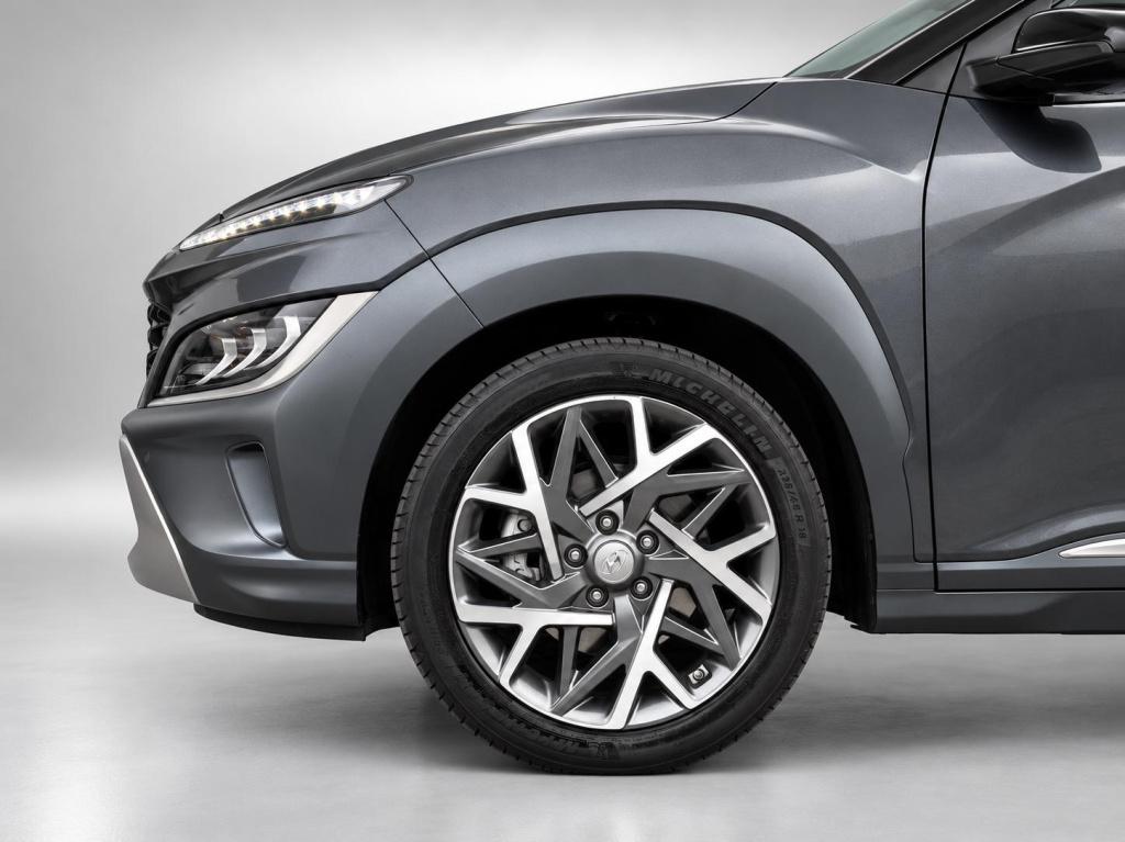Hyundai Kona 1.6 gdi hev premium incl. trekhaak!