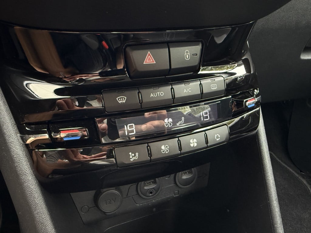 Peugeot 208 1.4 vti active