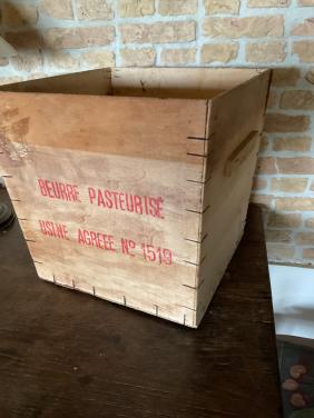 Houten boterkisten uit Frankrijk