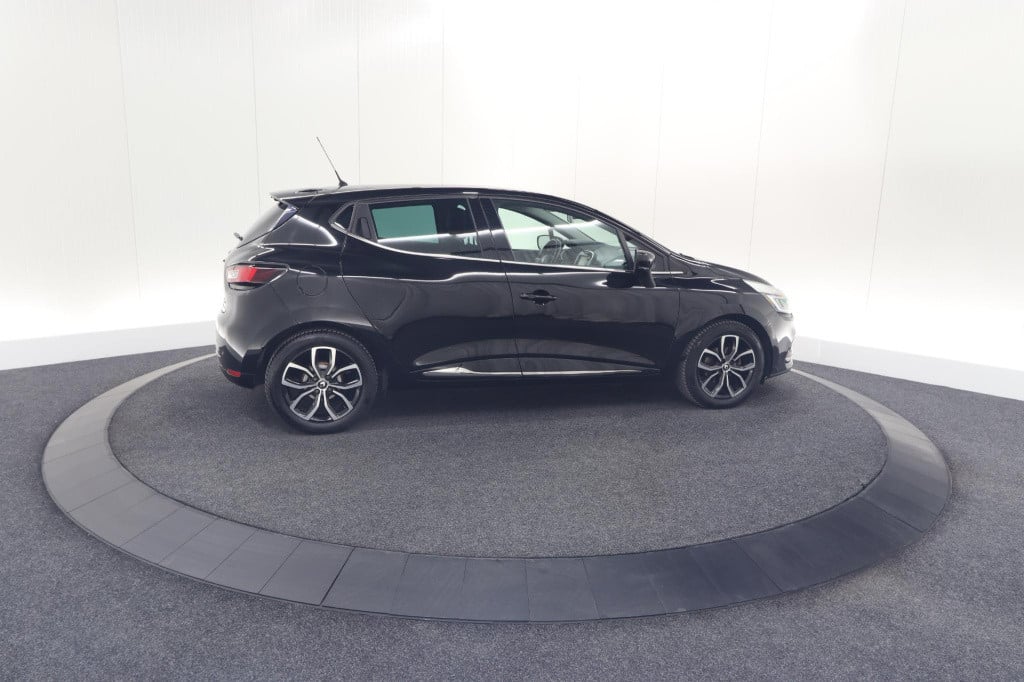Renault Clio tce 90 intens | camera | navigatie | allseason banden | parkee