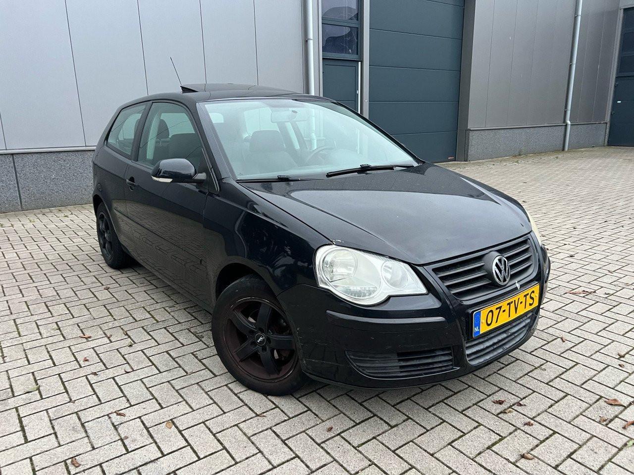 Volkswagen Polo 1.4-16V Optive