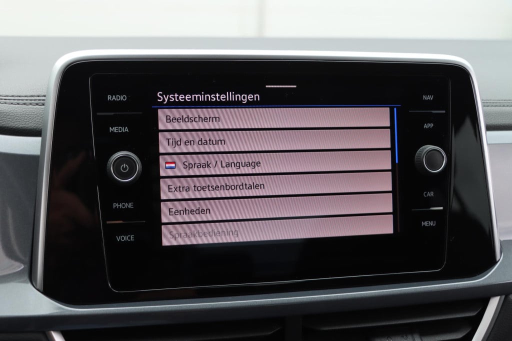 Volkswagen T-roc (gp) 1.5 tsi style 150pk dsg7