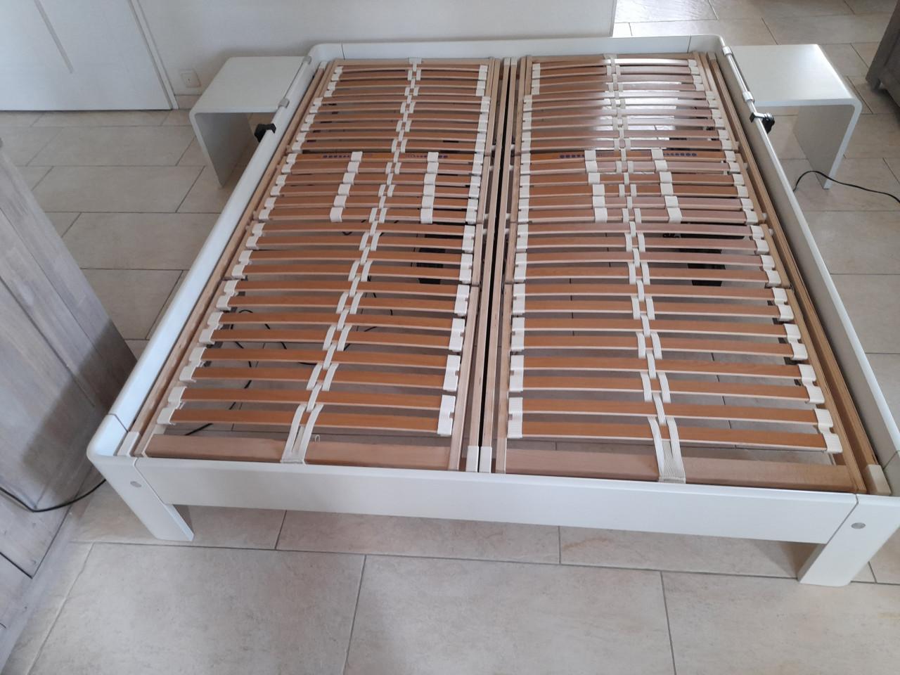 Aupingbed 160x200 Elektrisch verstelbare lattenbodems(in goede nette staat)