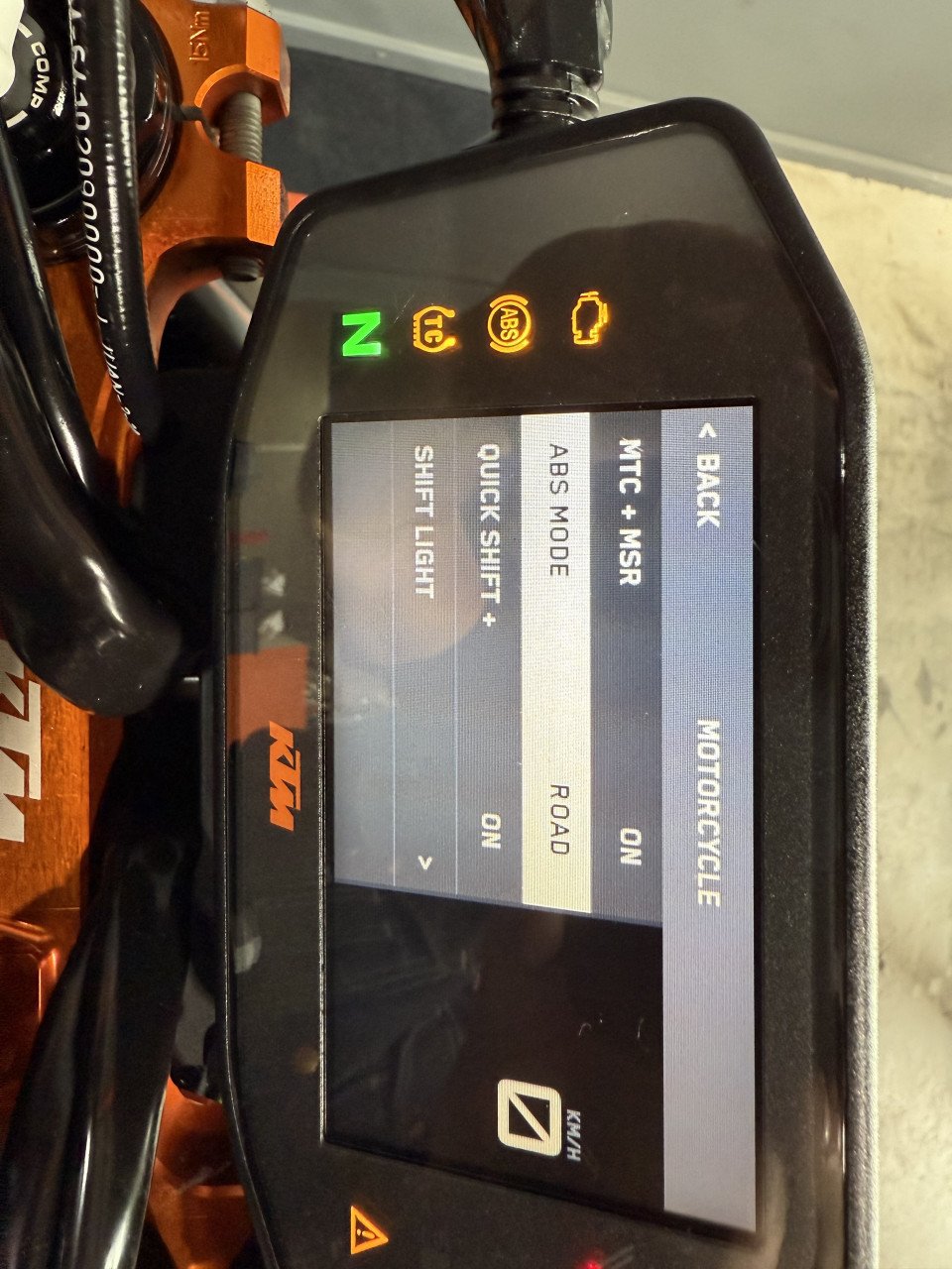 KTM Duke 890 R