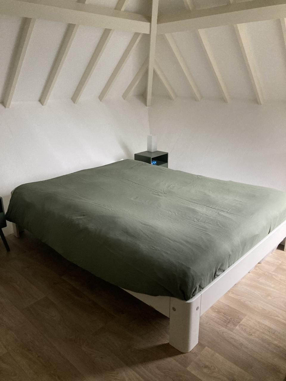 Bed Auping auronde en Tempur matrassen