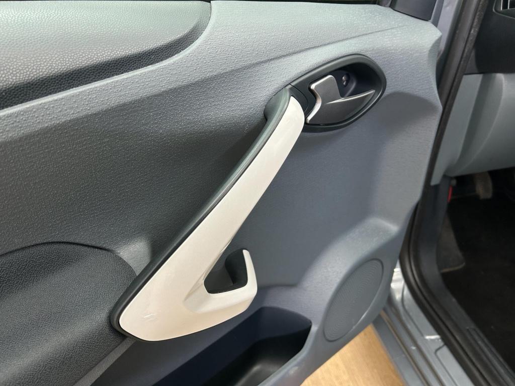 Ford KA occasion 1.2 titanium x start/stop | grijs | airco | tweedehands fo