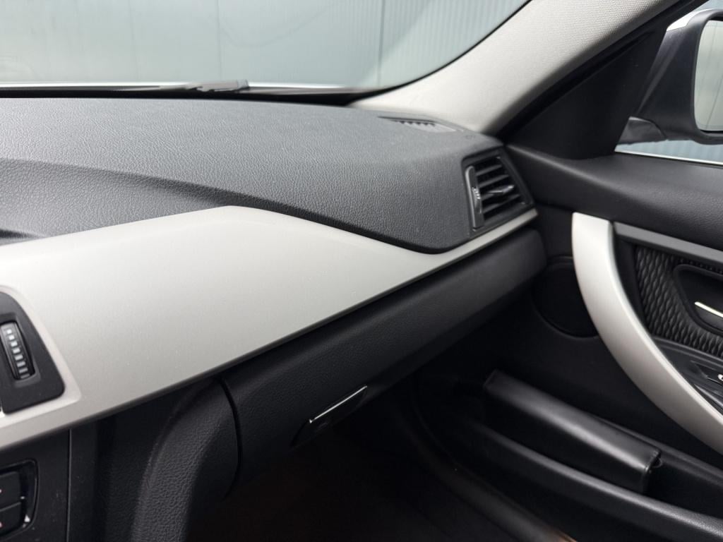 BMW 3-serie 320i 184pk executive sportline sedan