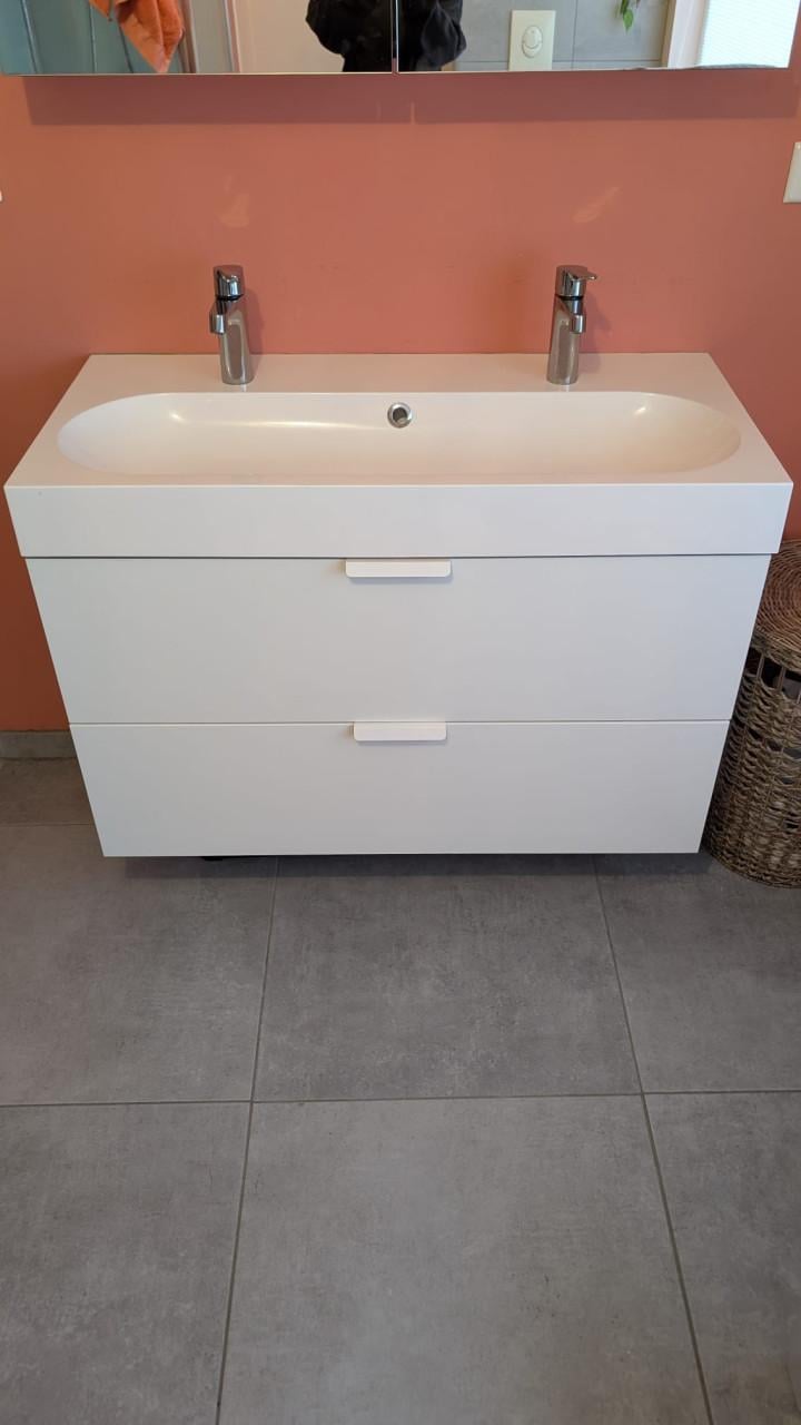 Wasmeubel + spiegelkast